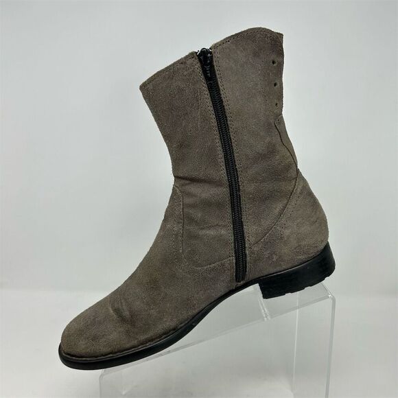 Born Gray Suede Pull On Ankle Booties Size 8.5M Casual Chic Fall Comfort - Picture 5 of 15
